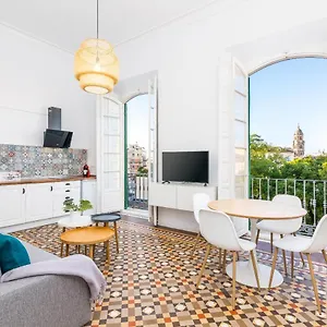 https://suite-homes-plaza-de-la-merced.es-andalucia.com