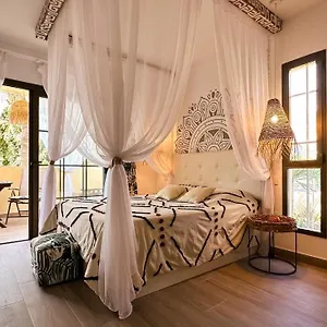https://the-green-hut.tenerifehoteles.net